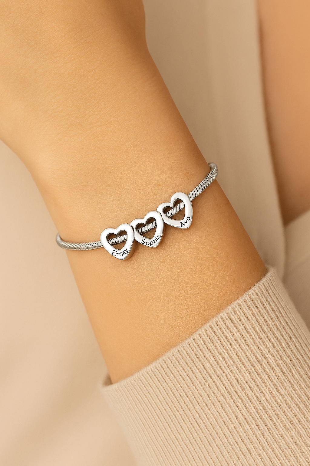 anklet/bracelet with custom engraved heart rings